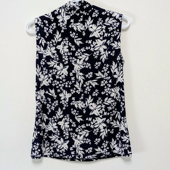 NWT Tahari Blue & White Floral Print Blouse – Bow Detail - Picture 3 of 3